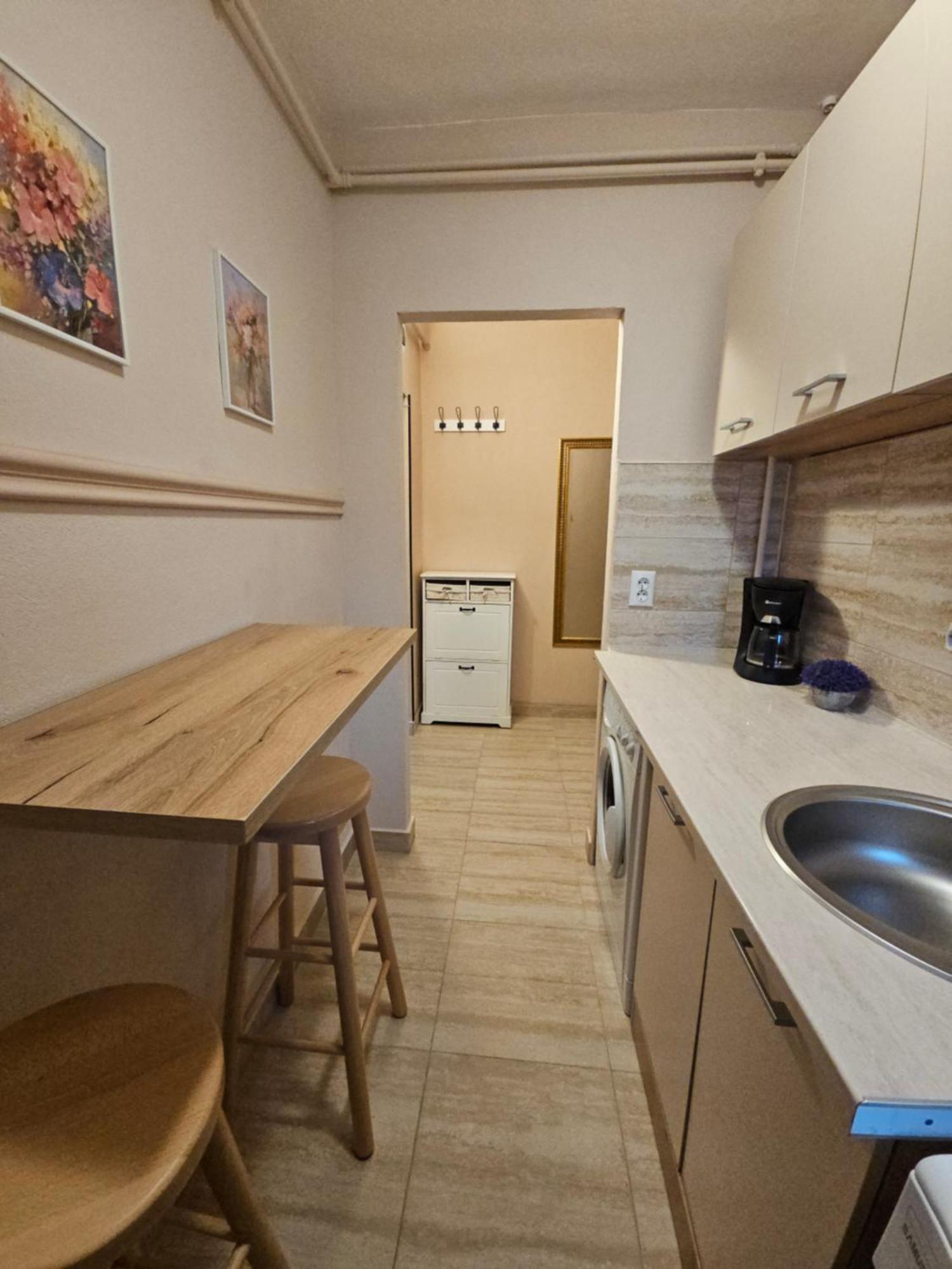 Aparthotel Sibiu Cedonia Exteriör bild